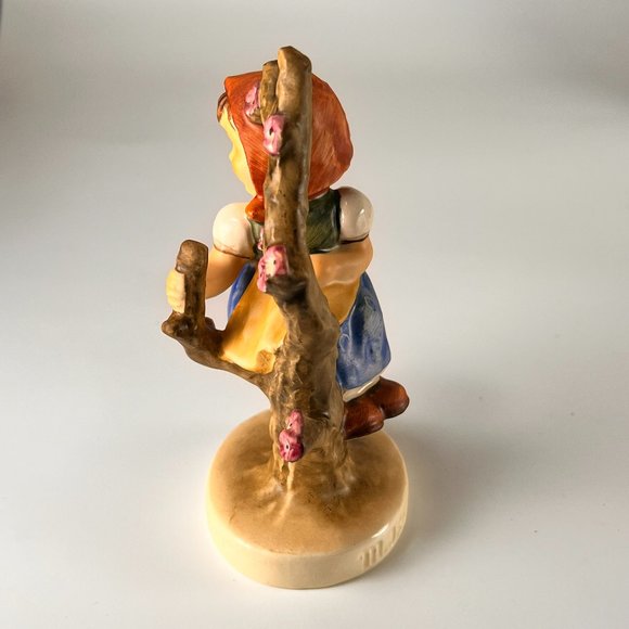 Vintage Goebel Hummel Apple Tree Girl Figurine 141 3/0  W. Germany 1979 TMK 6 - Picture 5 of 14